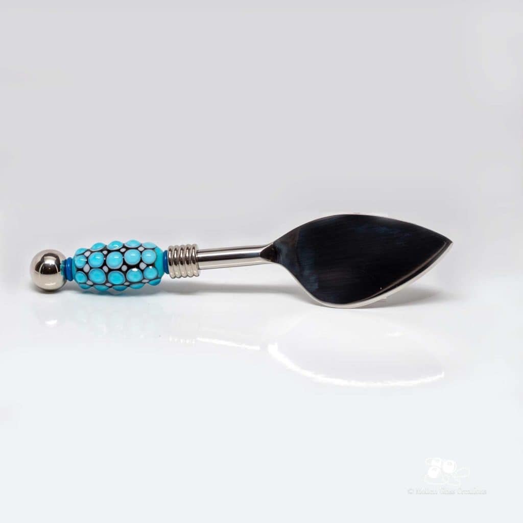 cropped-cheese-knife-light-blue-bumpy-bead-816718